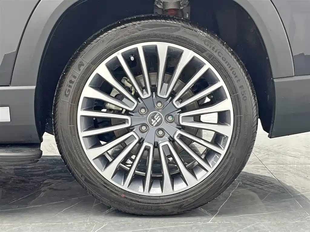 JETOUR SHANHAI L9 2025