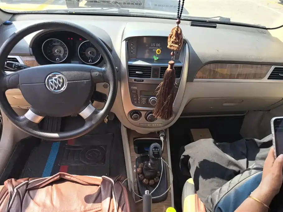 BUICK EXCELLE 2015