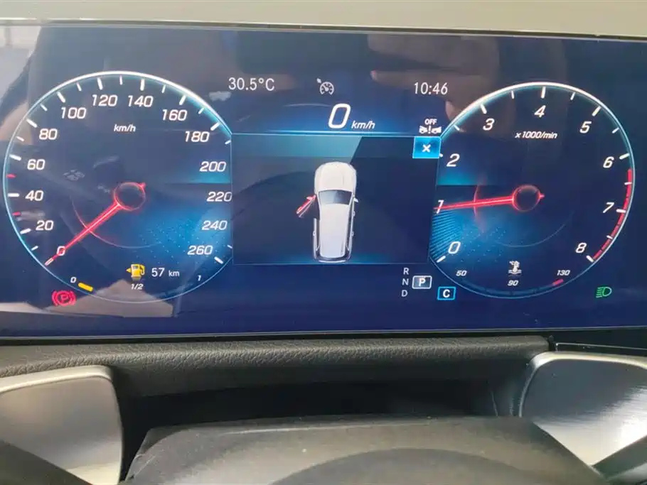 MERCEDES BENZ GLB 2022