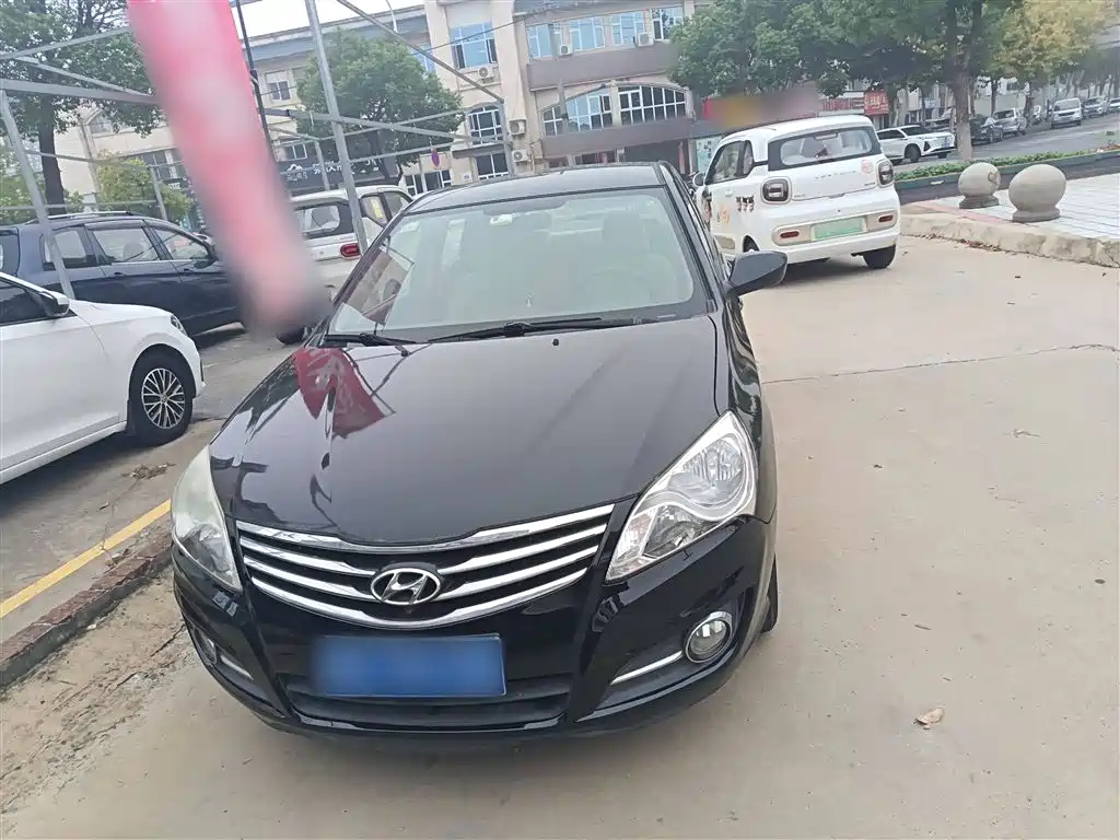 HYUNDAI CELESTA 2015