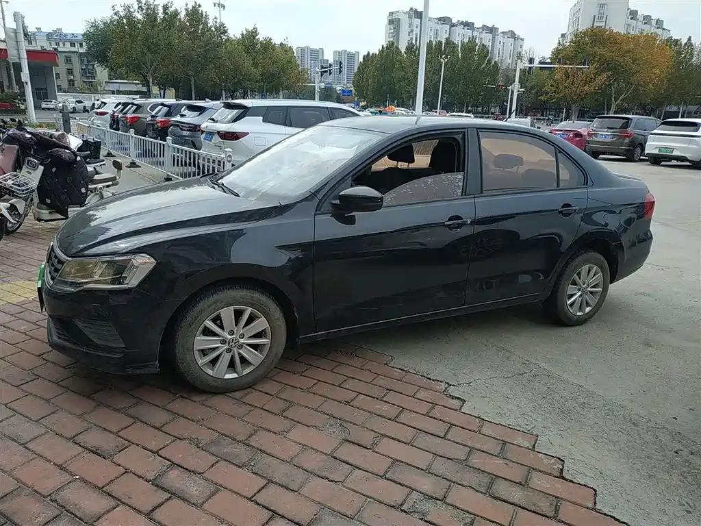 VOLKSWAGEN JETTA 2018