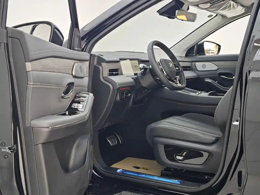 JETOUR SHANHAI L9 2025