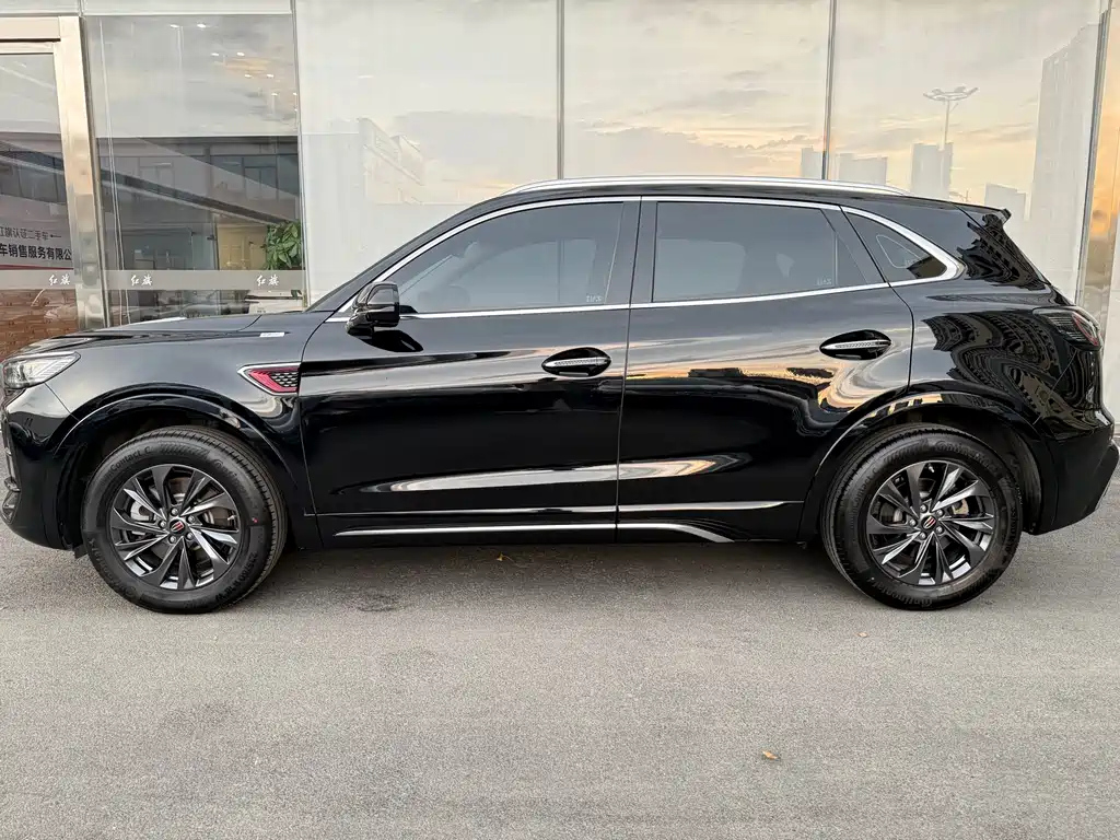 HONGQI HS5 2023