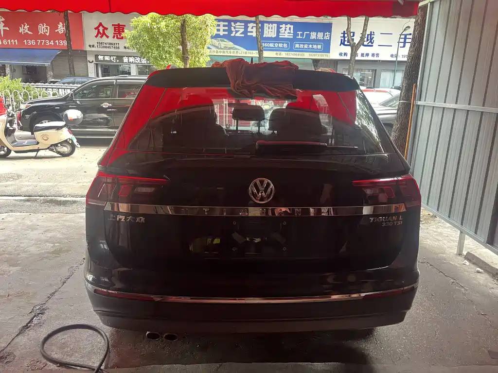 VOLKSWAGEN TIGUAN L 2020