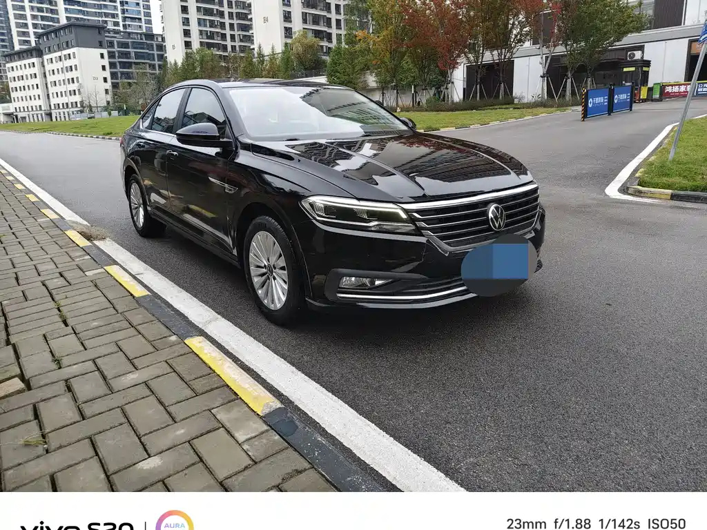 VOLKSWAGEN LAVIDA 2021