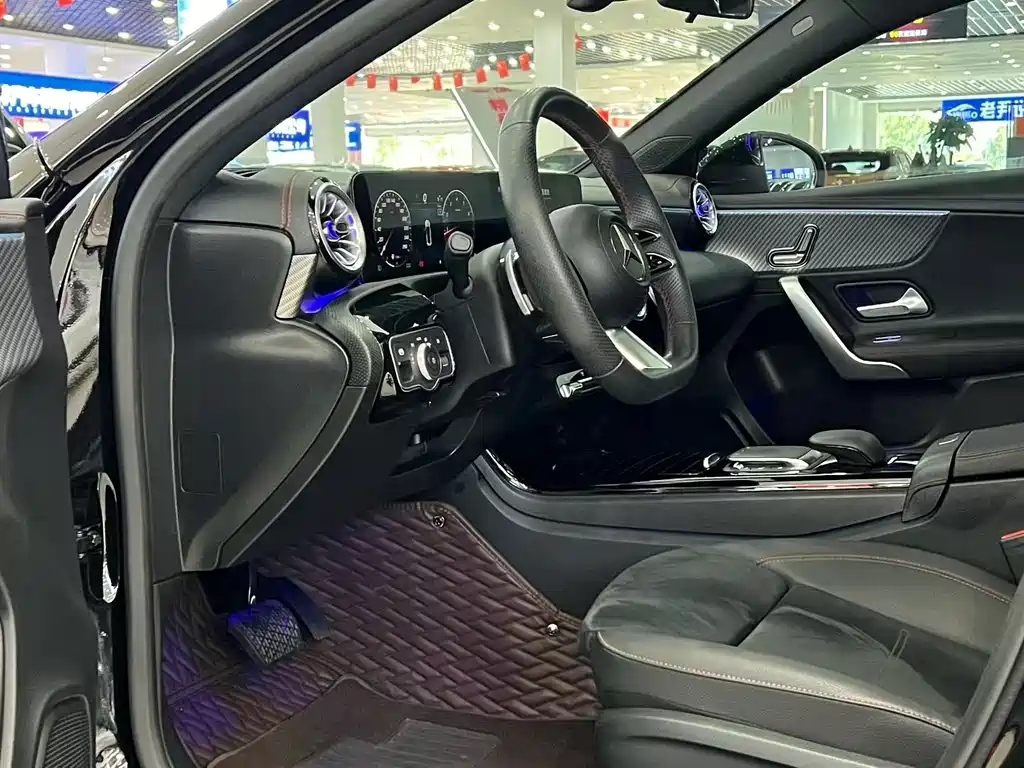 MERCEDES BENZ A-CLASS 2023