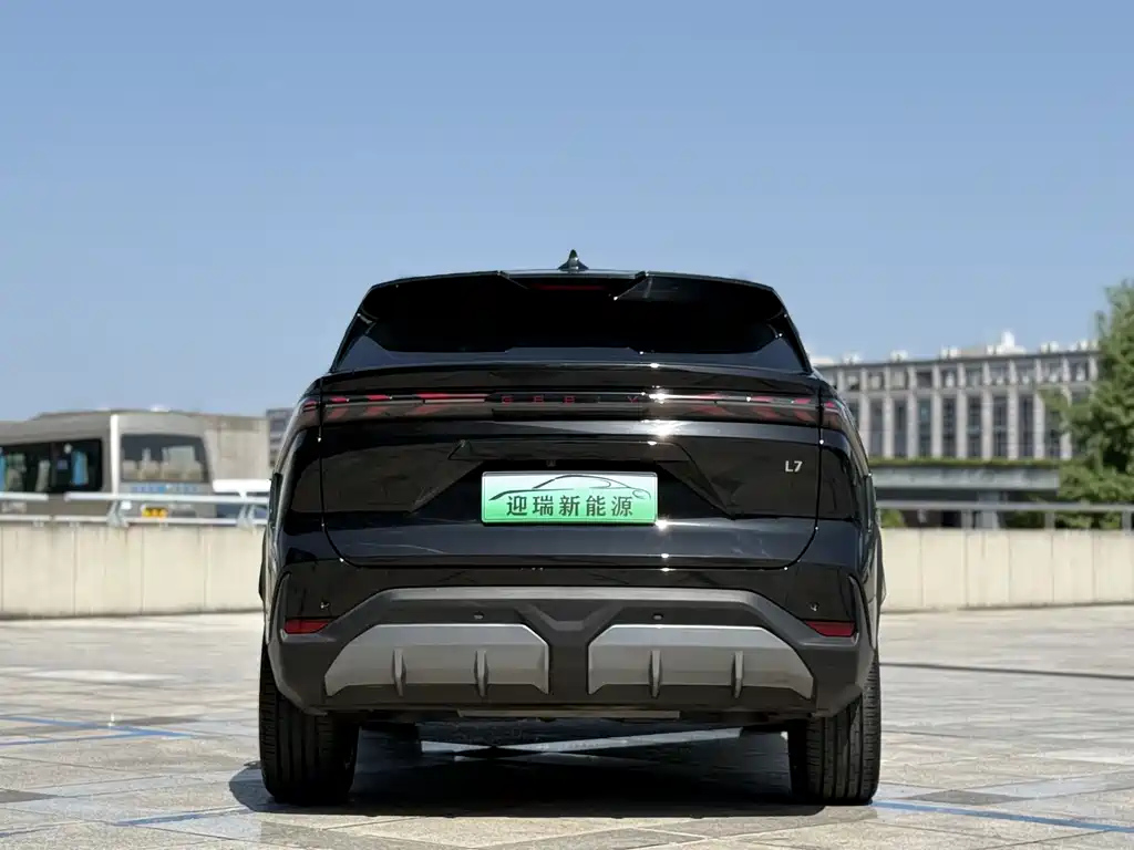 GEELY GALAXY GALAXY L7 2023