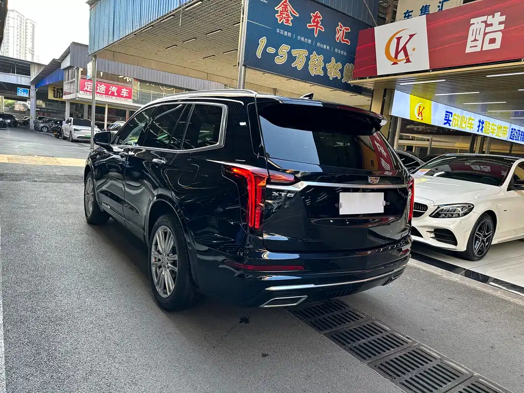 CADILLAC XT6 2022
