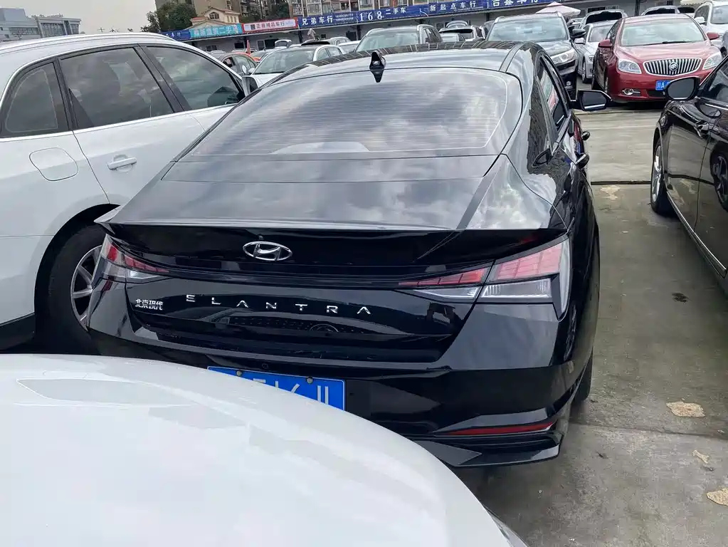 HYUNDAI ELANTRA 2021