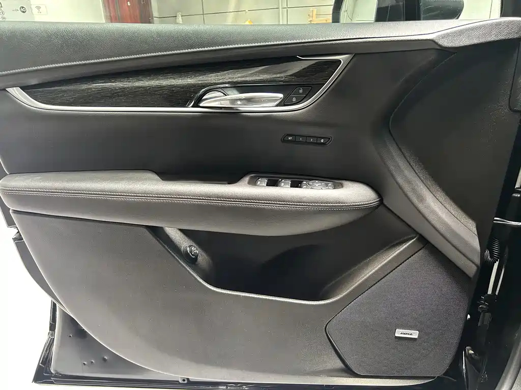 CADILLAC XT5 2020