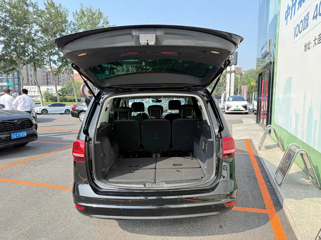 VOLKSWAGEN SHARAN 2017