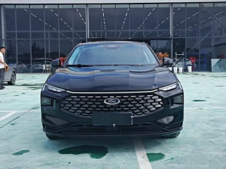 FORD MONDEO 2023