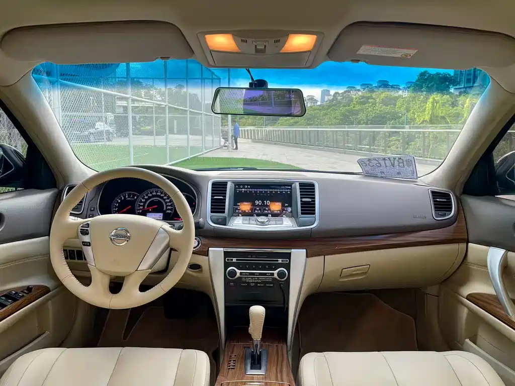 NISSAN TEANA 2012