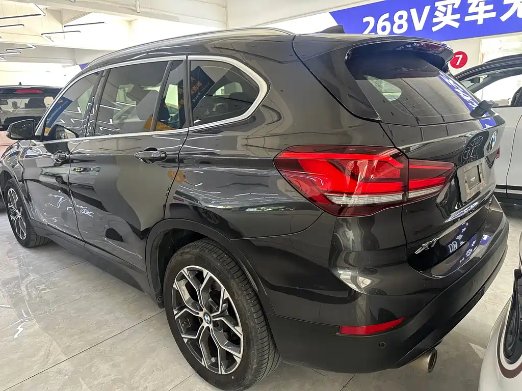 BMW X1 2021