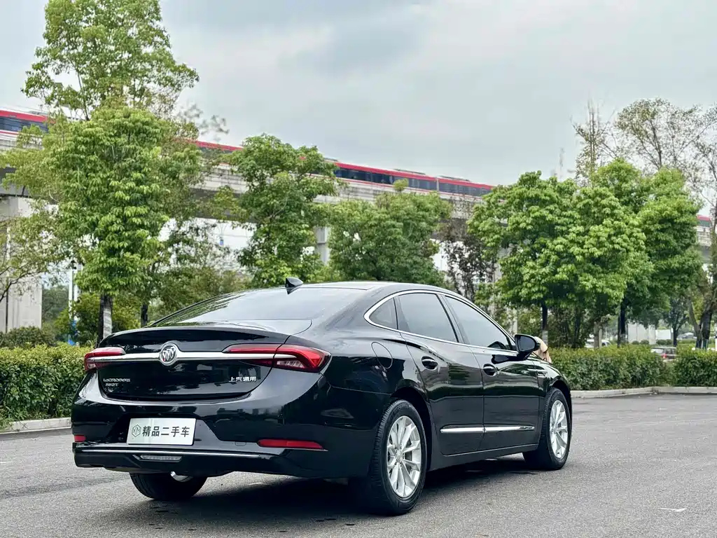 BUICK LACROSSE 2021