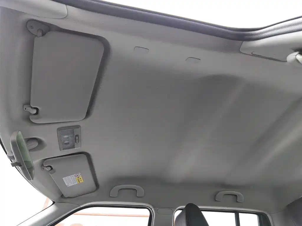SUZUKI SWIFT 2017