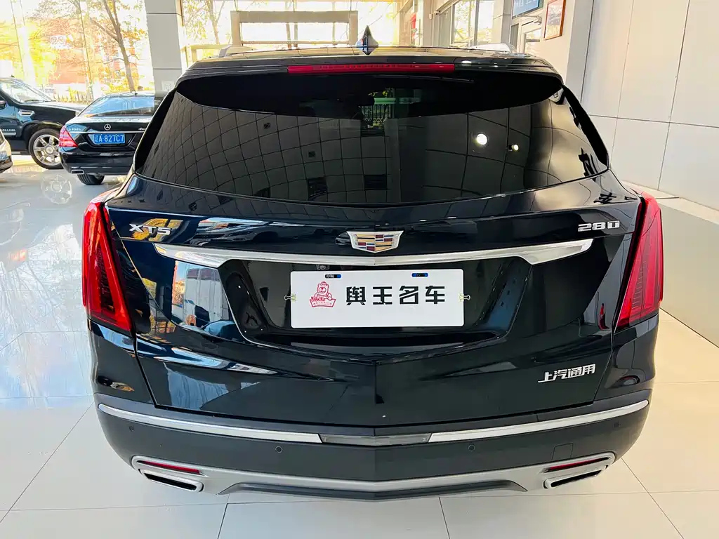 CADILLAC XT5 2019