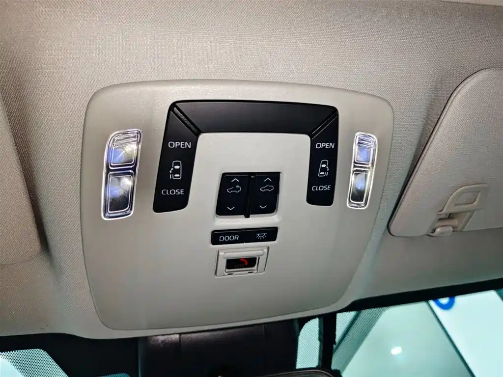 TOYOTA SIENNA SIENNA 2023