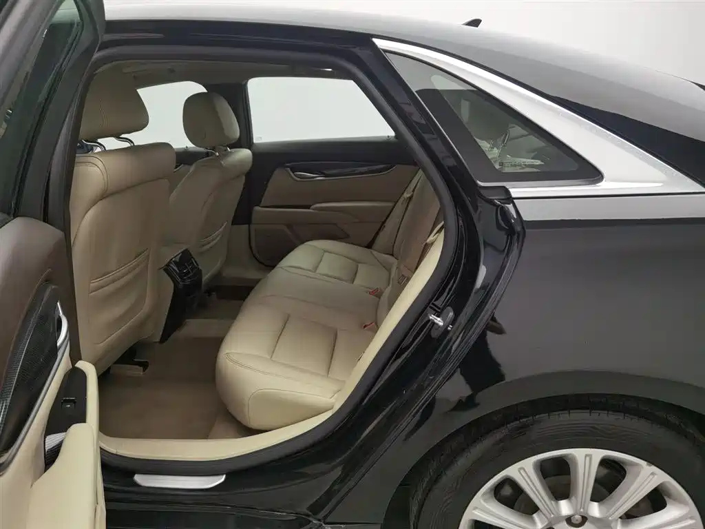 CADILLAC XTS 2016