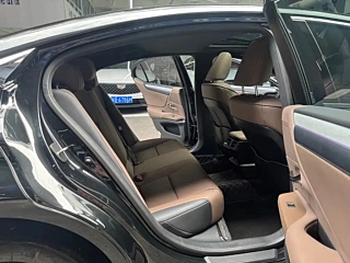 LEXUS ES 2025 YEAR 200 EDITION 2025