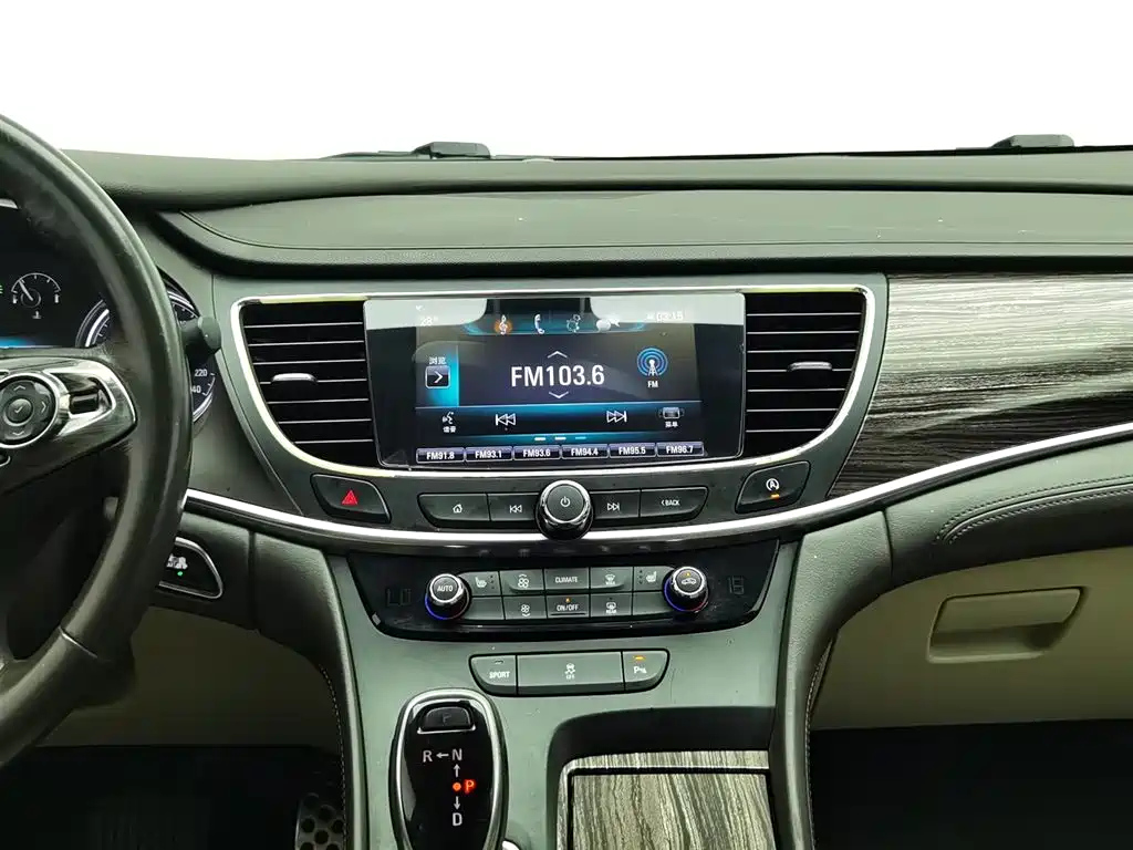 BUICK LACROSSE 2016