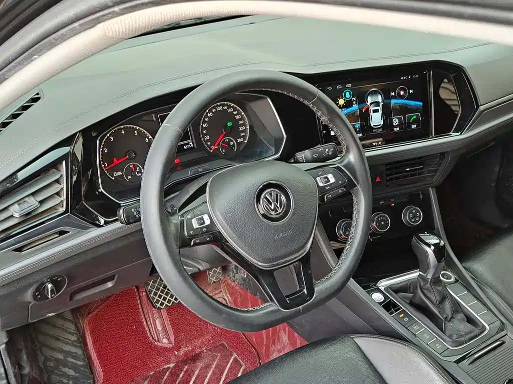 VOLKSWAGEN SAGITAR 2019