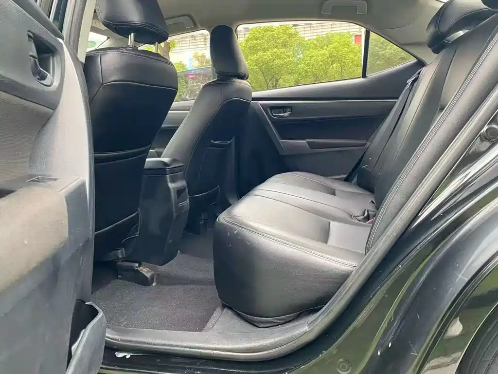 TOYOTA COROLLA 2014