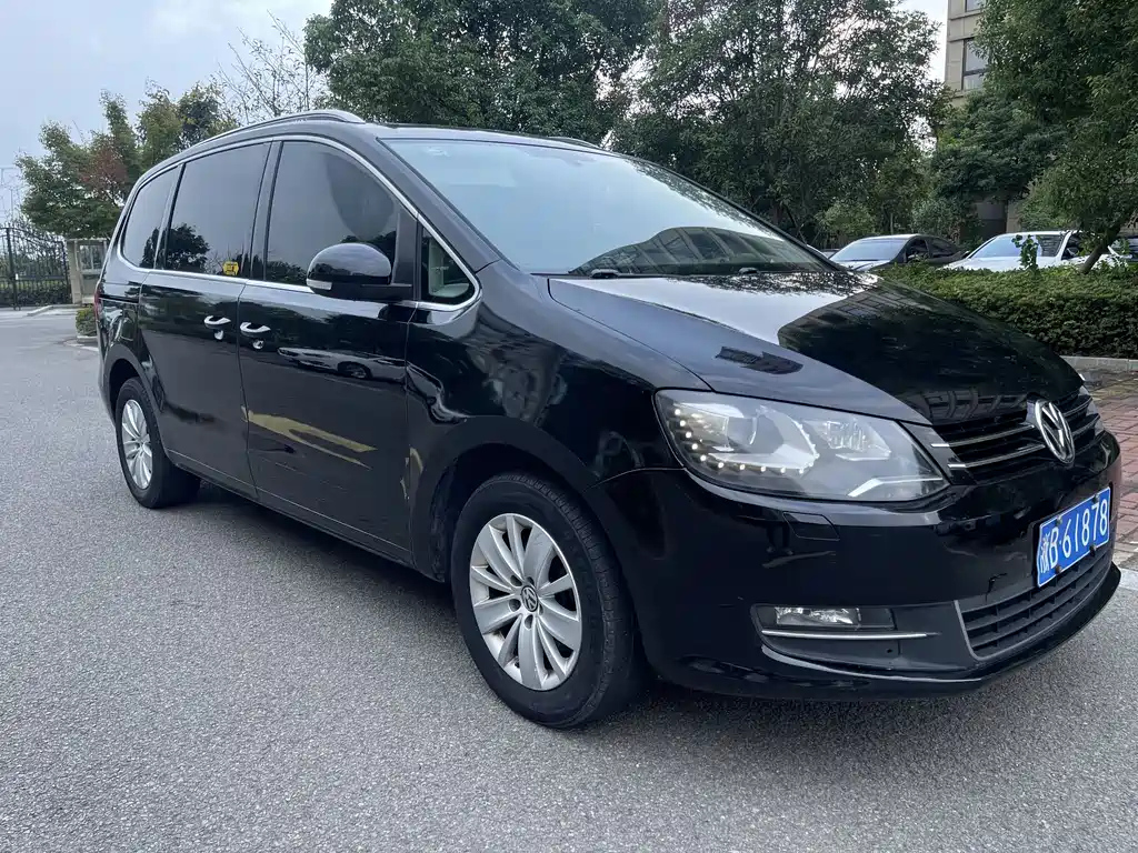 VOLKSWAGEN SHARAN 2012