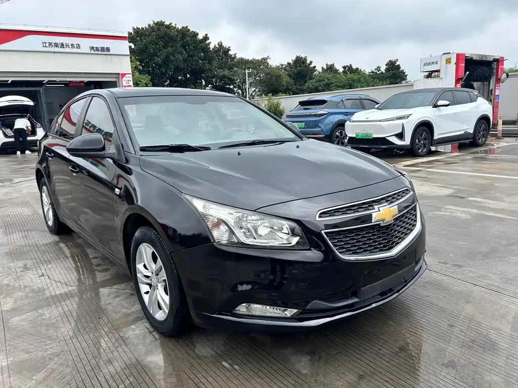 CHEVROLET CRUZE 2015