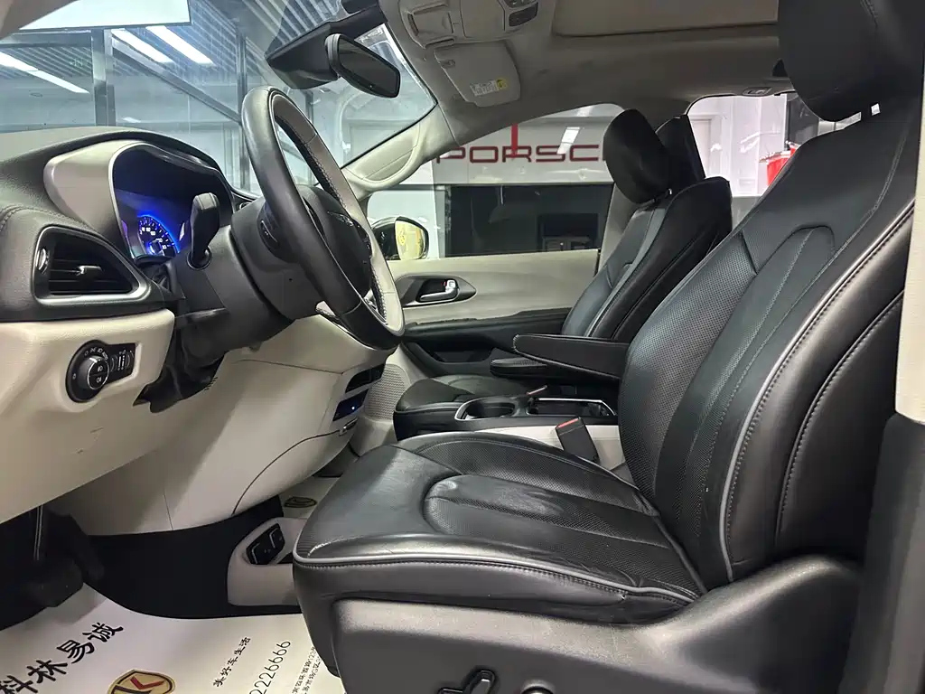 CHRYSLER BIG 捷龙 IMPORT 2019