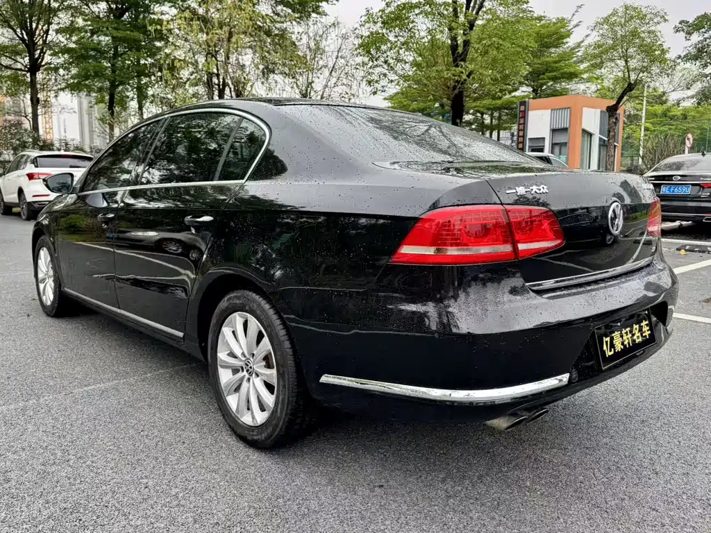 VOLKSWAGEN MAGOTAN 2014