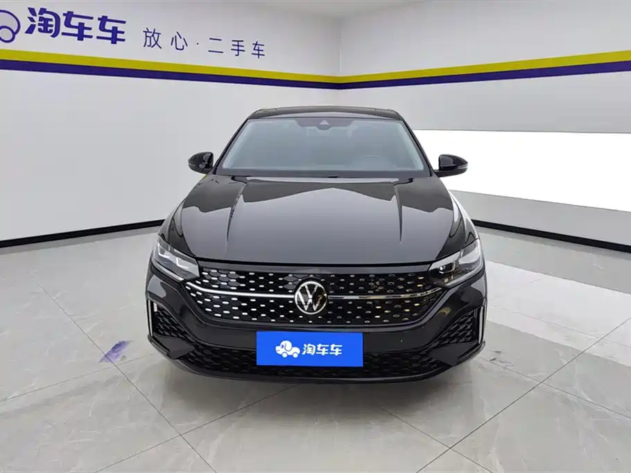 VOLKSWAGEN LAVIDA 2024