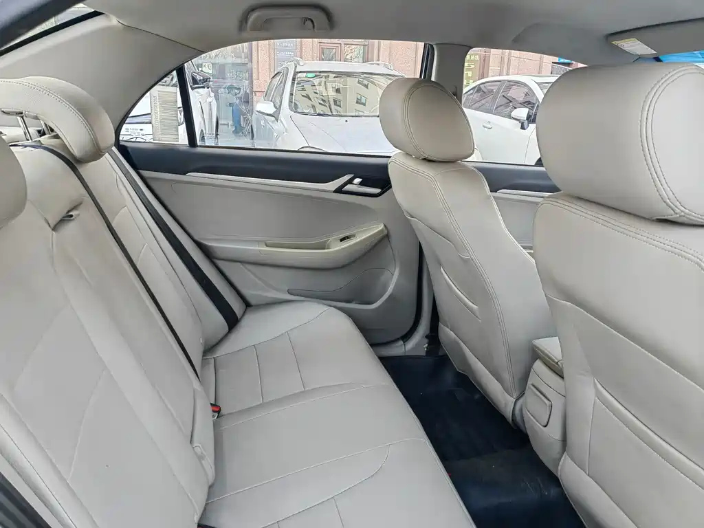 GEELY AUTO VISION 2015