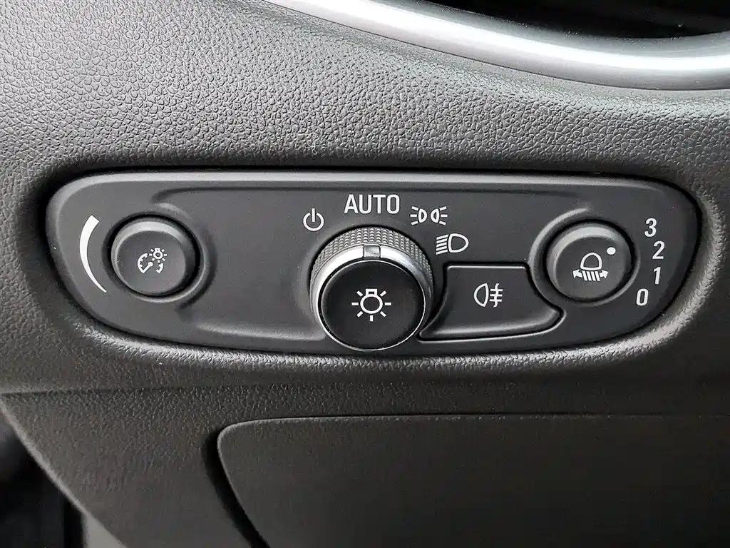 CHEVROLET MALIBU XL 2020