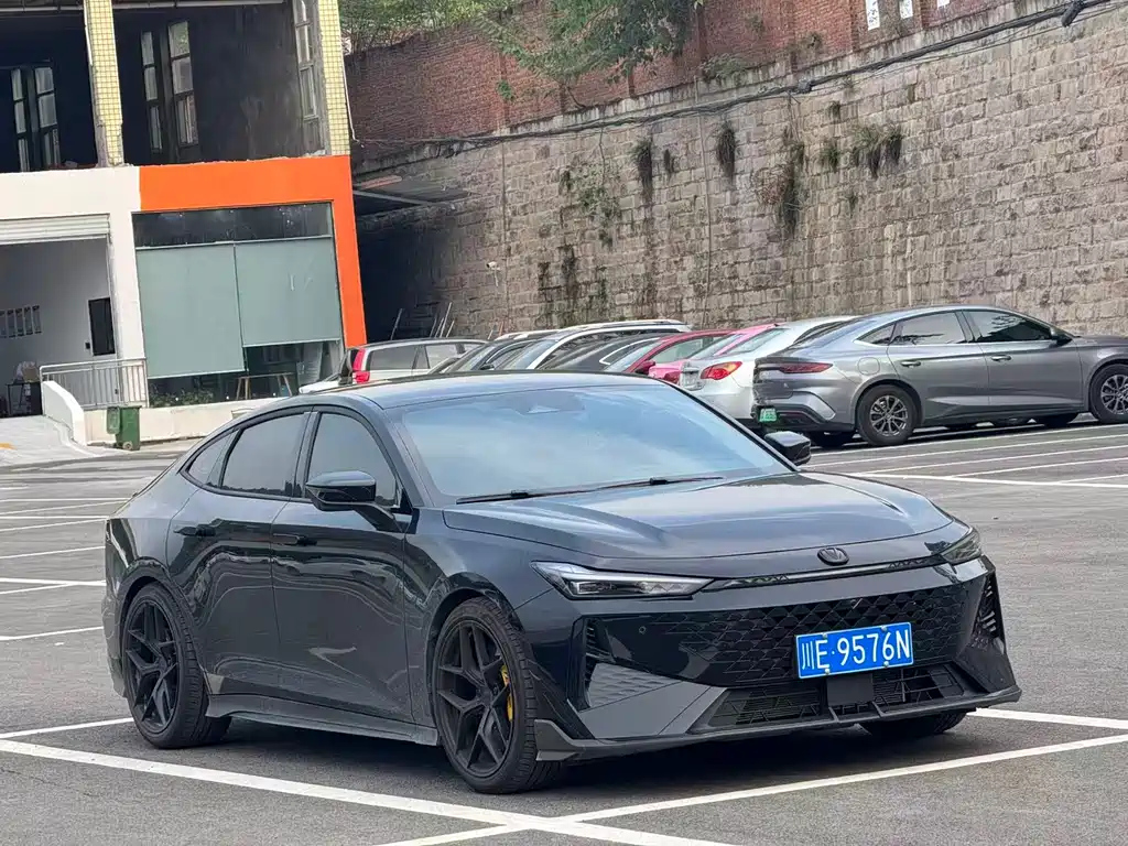 CHANGAN UNI-V 2025