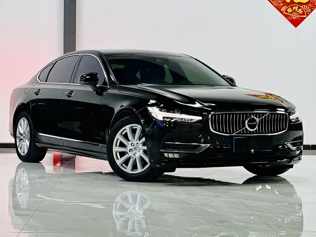 VOLVO S90 2019