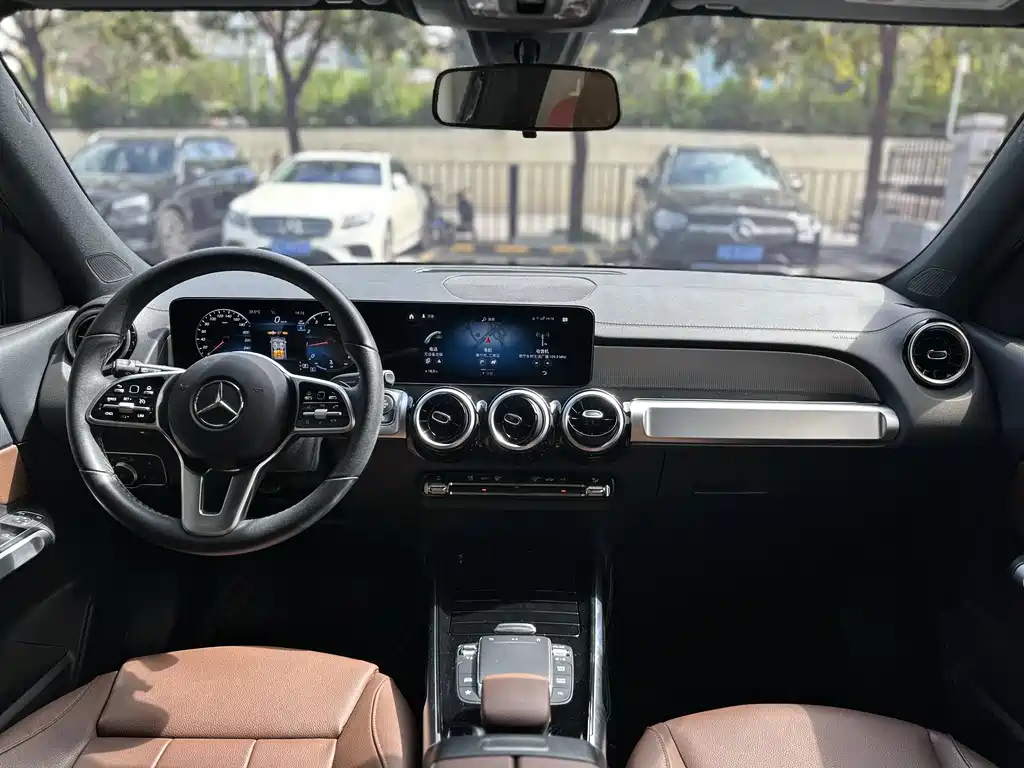 MERCEDES BENZ GLB 2022