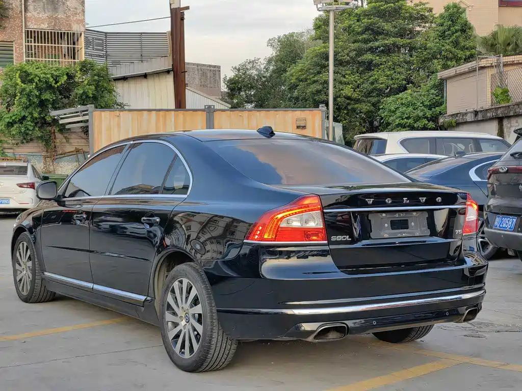 VOLVO S80L 2014