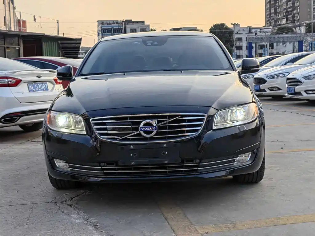 VOLVO S80L 2014