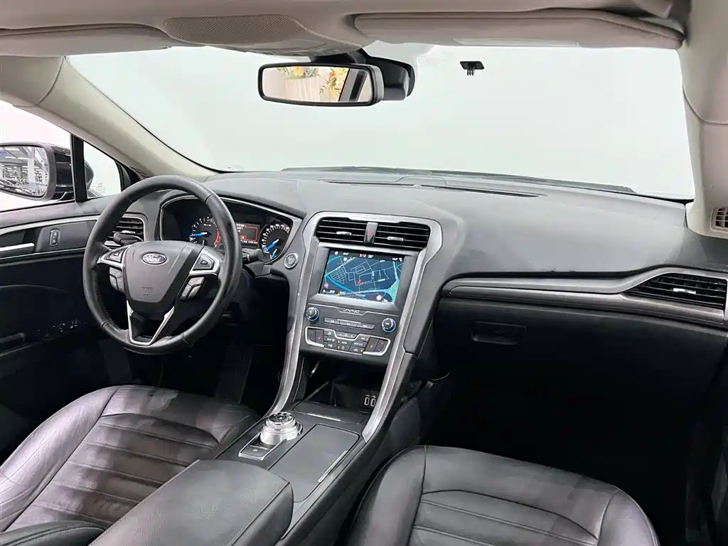 FORD MONDEO 2017