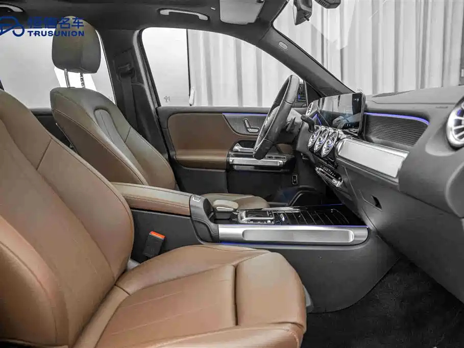 MERCEDES BENZ GLB 2020