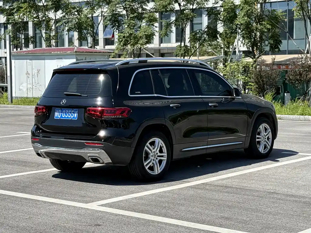 MERCEDES BENZ GLB 2021