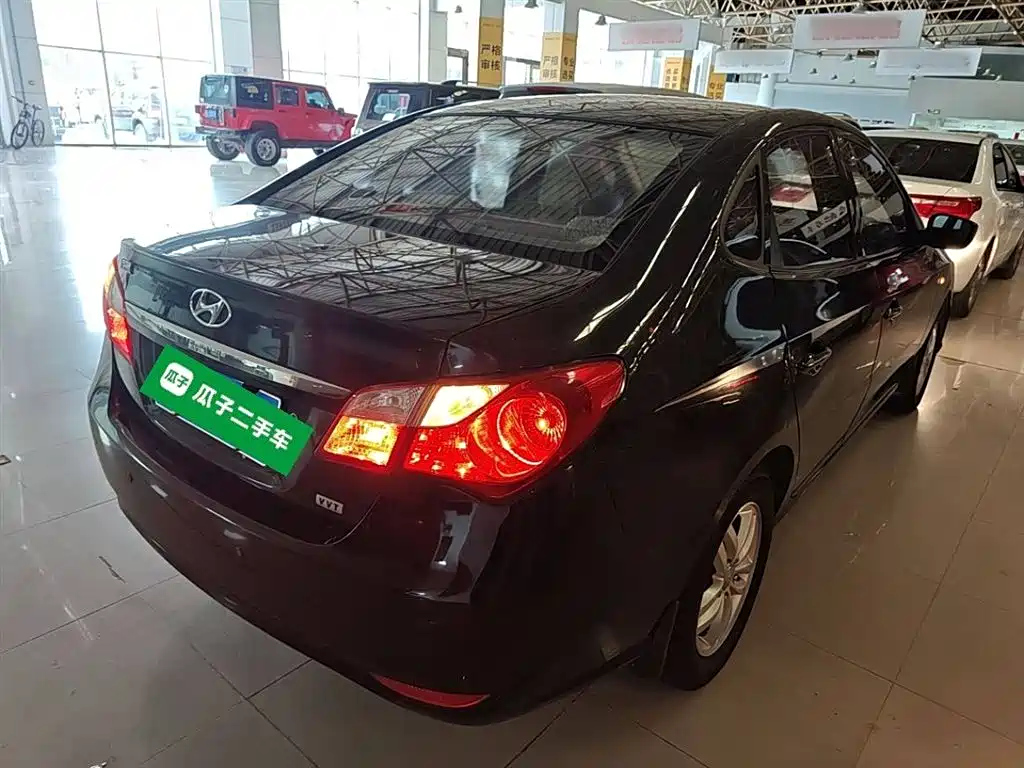 HYUNDAI CELESTA 2015