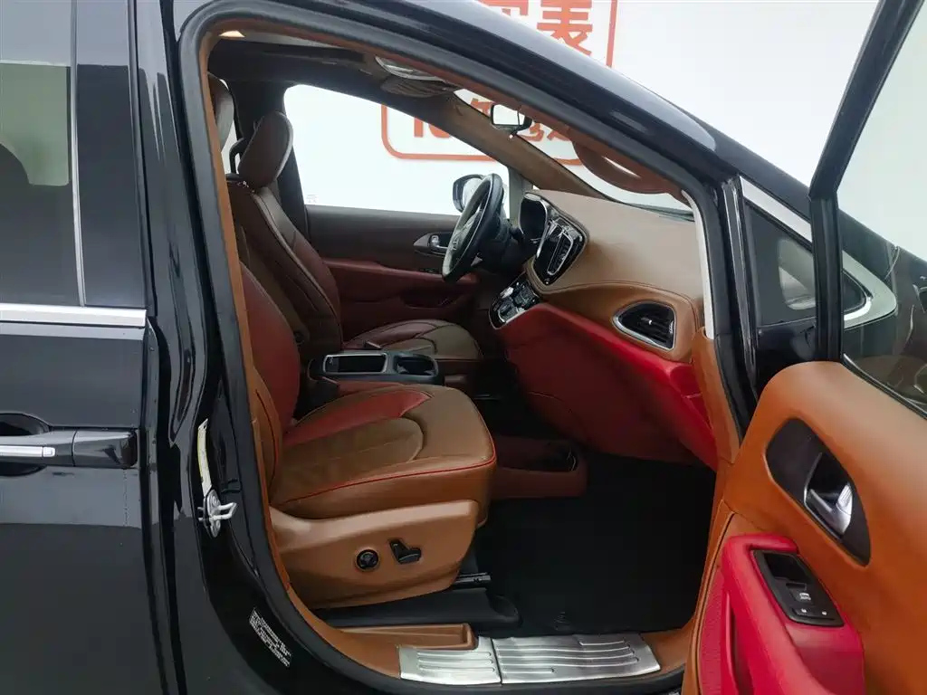 CHRYSLER BIG 捷龙 IMPORT 2018