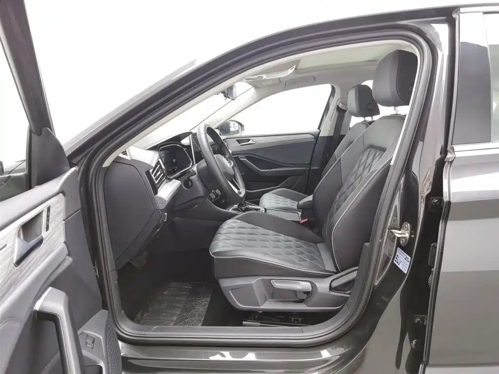 VOLKSWAGEN SAGITAR 2023
