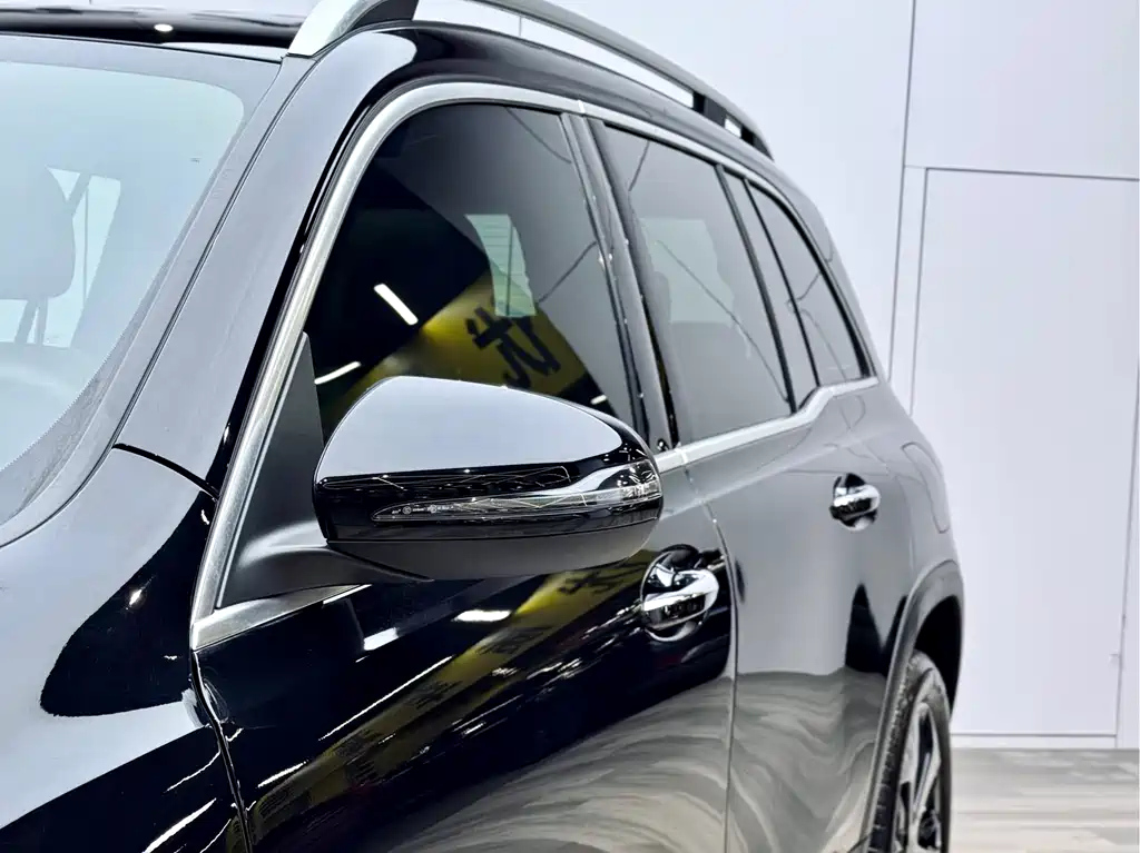 MERCEDES BENZ GLB 2021