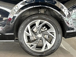 HONGQI HS3 PHEV  2024 YEAR PHEV 115KM  EDITION 2024