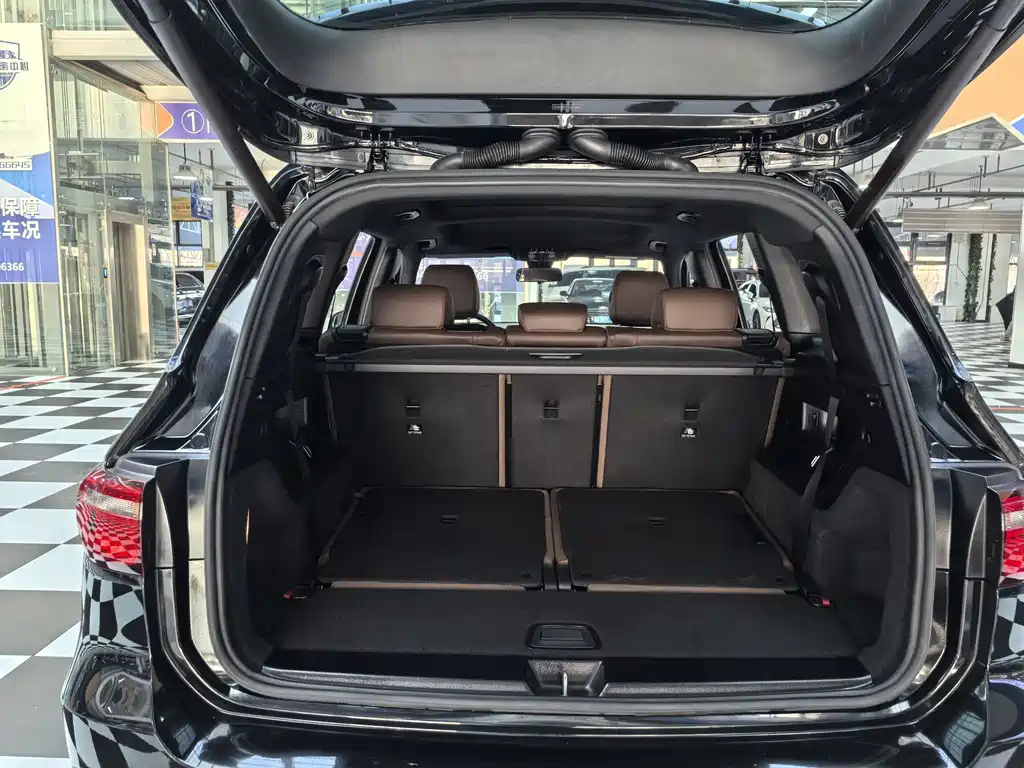 MERCEDES BENZ GLB 2022