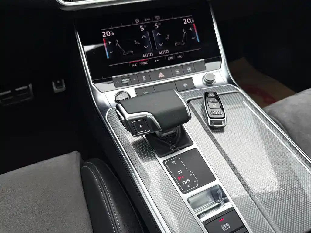 AUDI A6L 2021