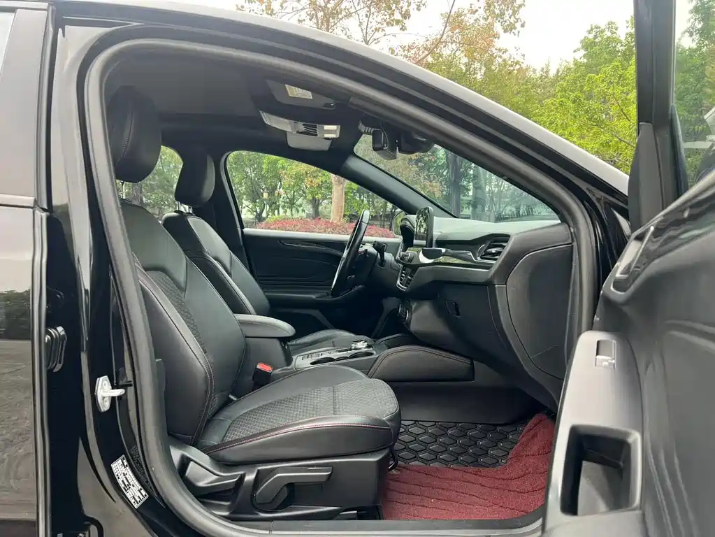 FORD FOCUS 2020